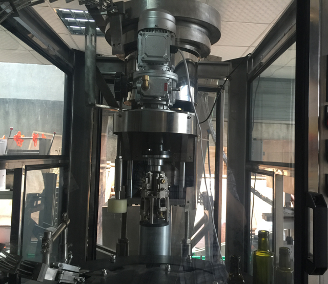 داخل ropp capping machinery.jpg