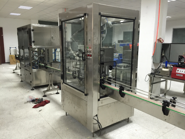 صفحه نمایش لمسی برای پر کردن ماشین آلات.jpg