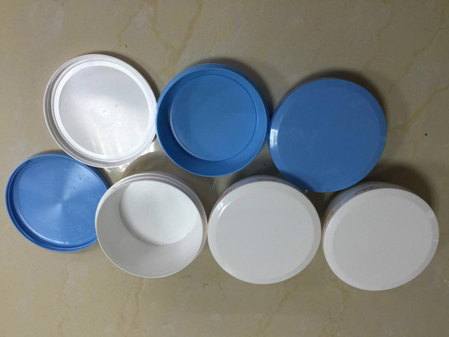 نمونه بطری برای برچسب زدن درپوش (10).jpg