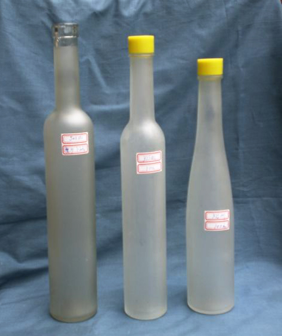 bottles glass for filling machine بطری های شراب برای فرآیند پر کردن سرریز.jpg