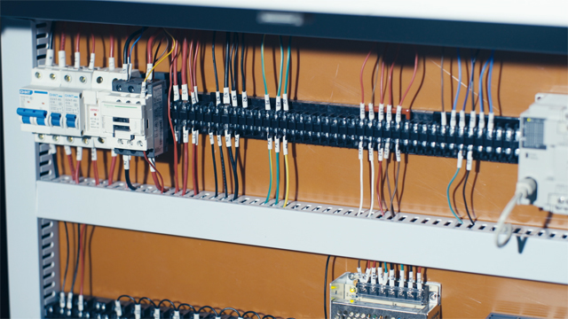 برد الکترونیک.jpg