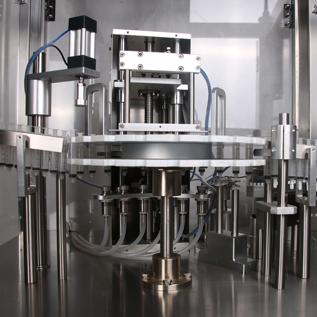 سرنگ پرکن capper.jpg