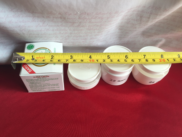 پر کردن شیشه نمونه ها.jpg