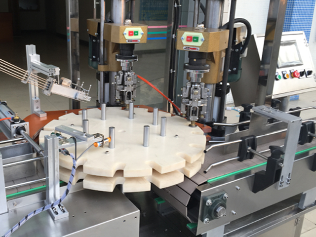 capping head دو سر پیچ capper.jpg