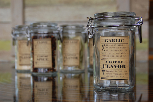 ظروف شیشه ای.jpg