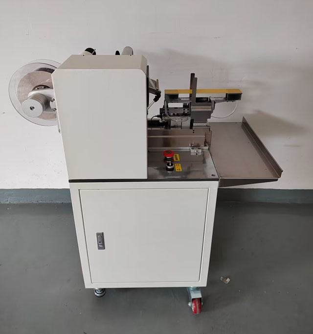 برچسب بسته بندی غذای سگ (5).jpg