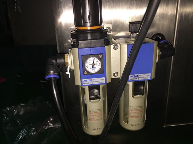 pneumatic part for filling sealing machine قطعه پنوماتیک برای پرکردن دستگاه آب بندی.jpg