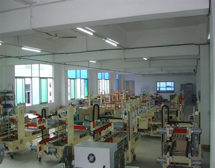 semi automatic carton sealing equipment تجهیزات سیلر کارتن semi auto.jpg