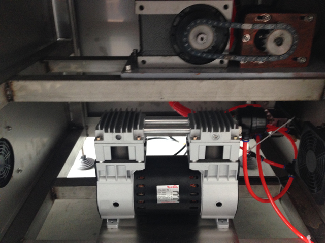 vacuum pump part from vacuum capping machine مخزن پمپ خلاء.jpg