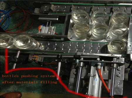 automatic bottles pushing system after filing سیستم هل دادن بطری.jpg