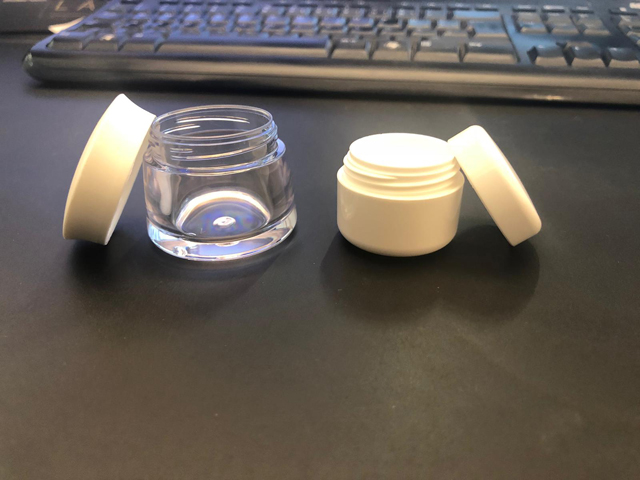 نمونه های شیشه برای درپوش