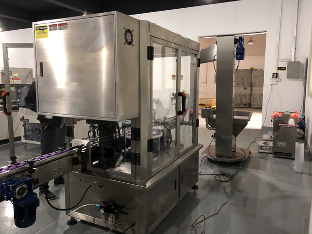 نقشه کشی ماشین شیشه خامه درپوش (2).jpg